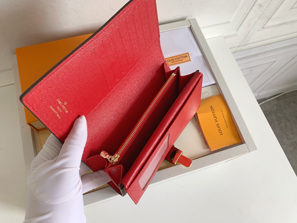 LVコピーウォレット角部分ディテール